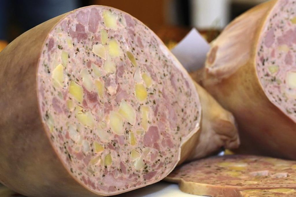 Estomac de porc farci entier (2 kg) L'Atelier du Charcutier Estomac de porc farci entier (2 kg) L'Atelier du Charcutier