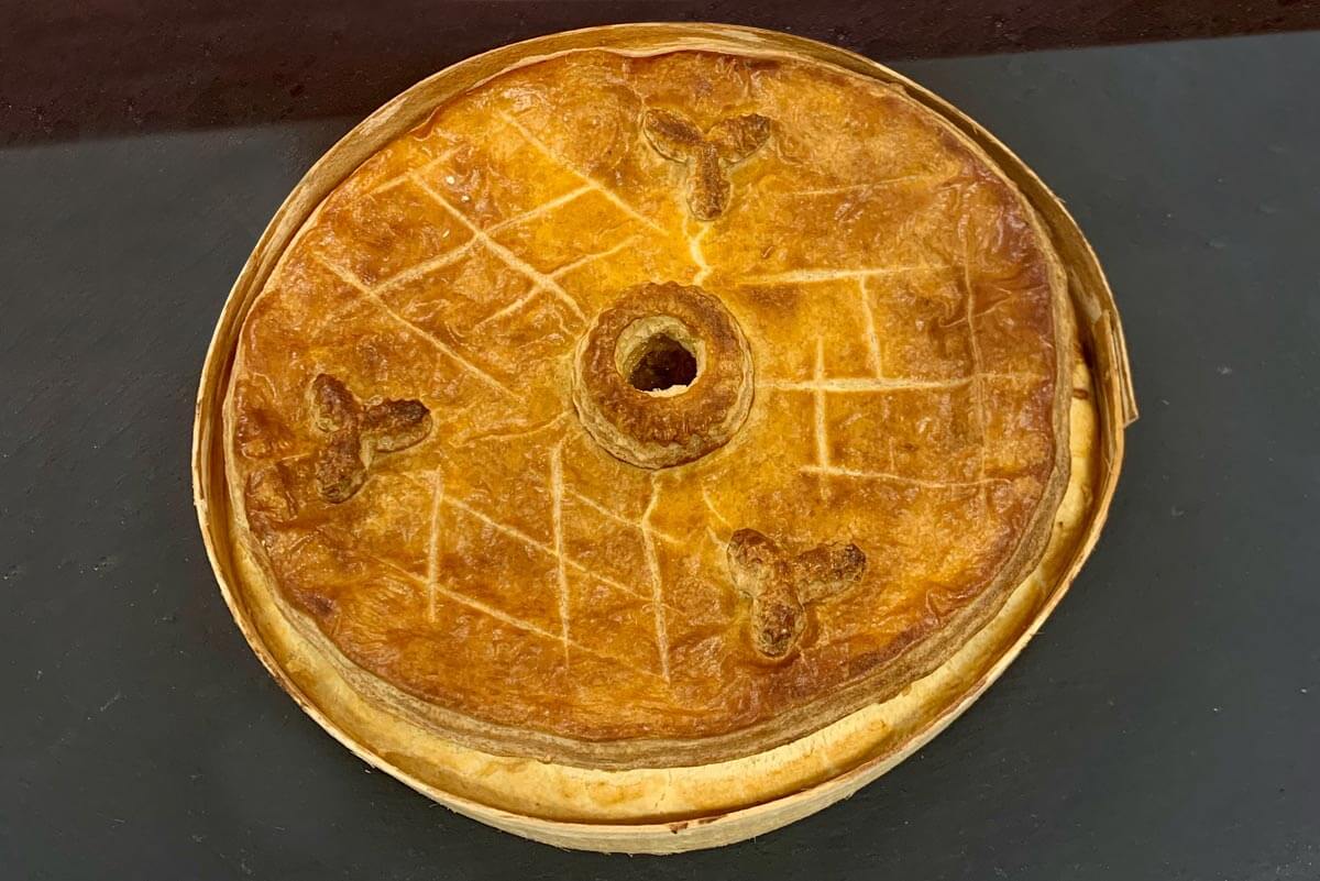 Grande Tourte aux gibiers pour quatre à cinq personnes